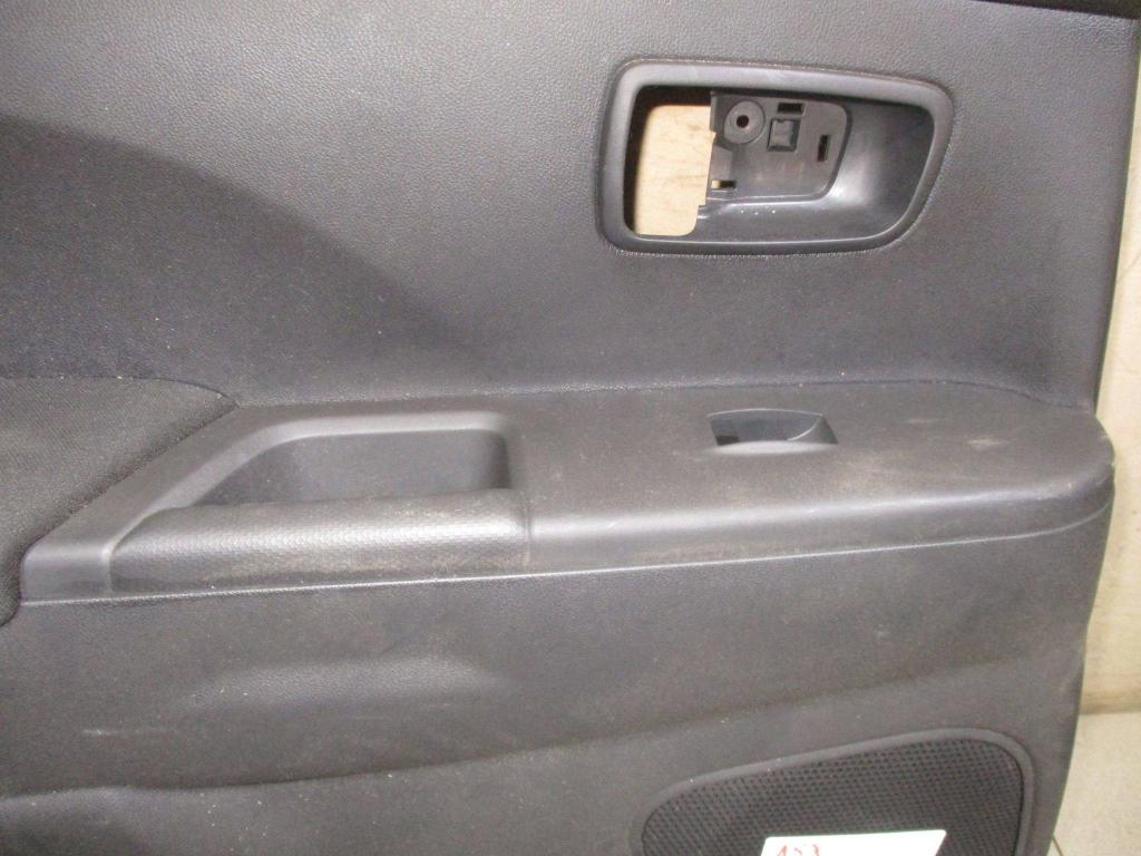 Обшивка двери задней левой, 2000 рублей, Пермь