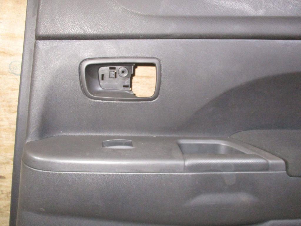 Обшивка двери задней правой, 2000 рублей, Пермь