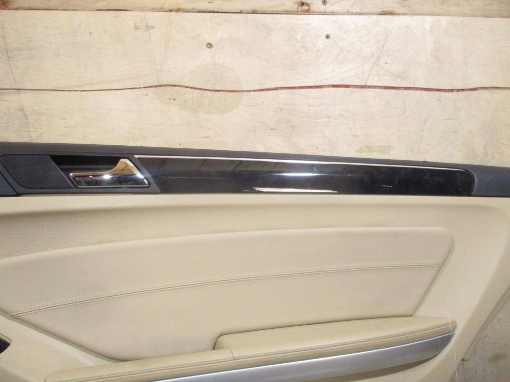 Обшивка двери задней правой, 2500 рублей, Пермь