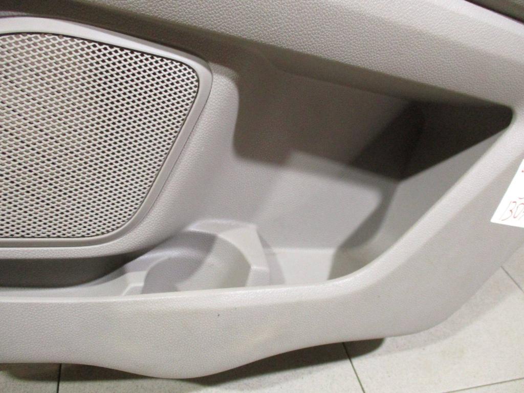 Обшивка двери задней правой, 3000 рублей, Пермь