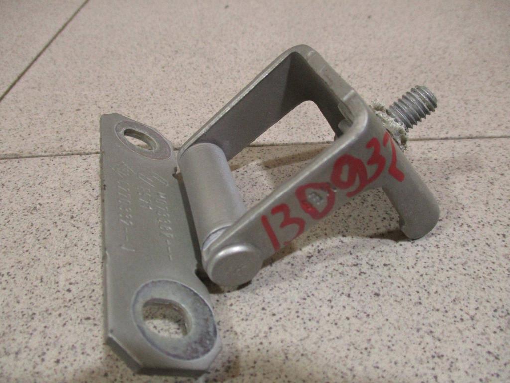 Петля двери багажника, 500 рублей, Пермь