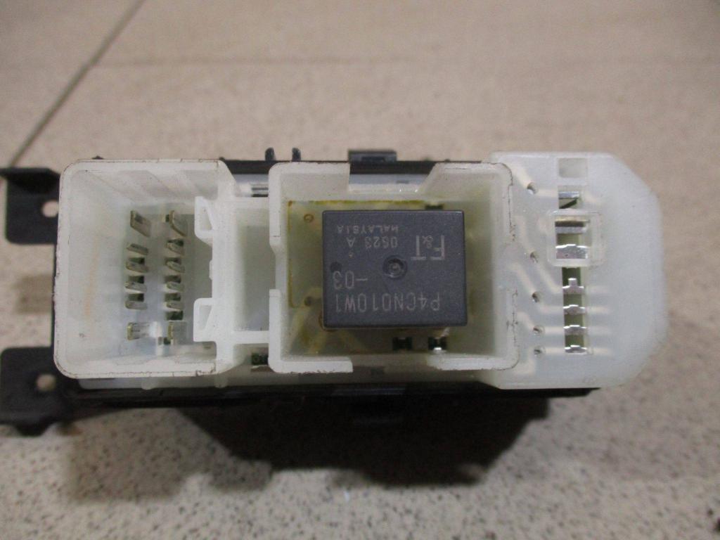 Кнопка стеклоподъемника, 500 рублей, Пермь