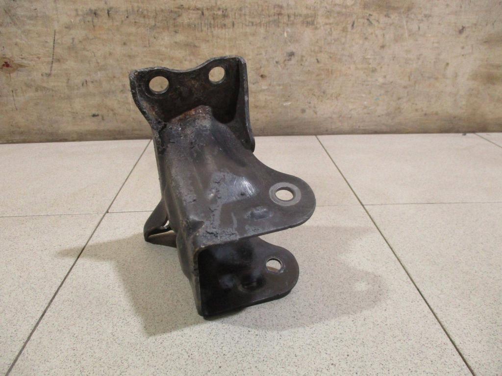Кронштейн двигателя передний, 1500 рублей, Пермь