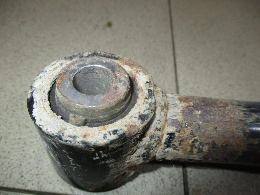 Тяга задняя поперечная, 1000 рублей, Пермь