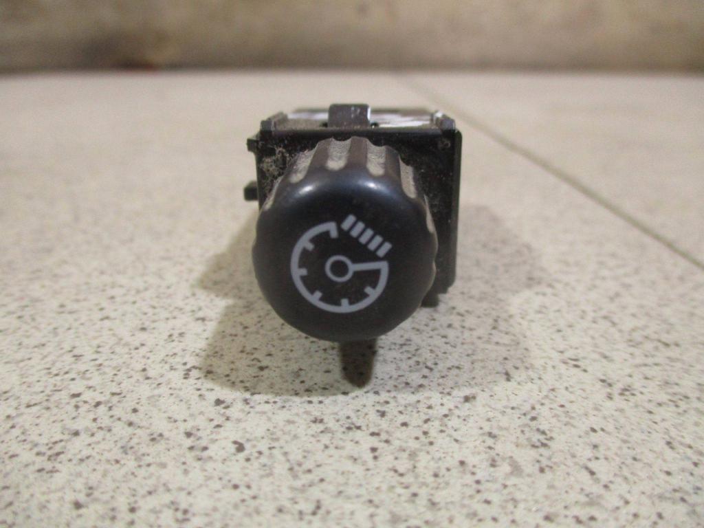 Кнопка освещения панели приборов, 1500 рублей, Пермь