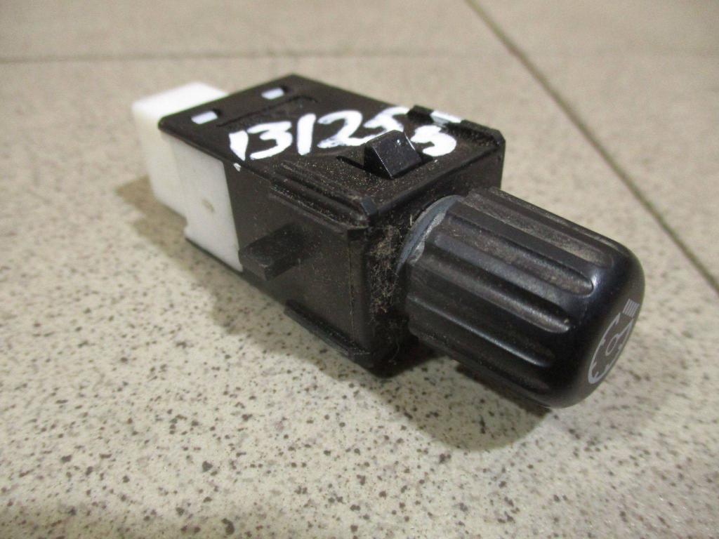 Кнопка освещения панели приборов, 1500 рублей, Пермь