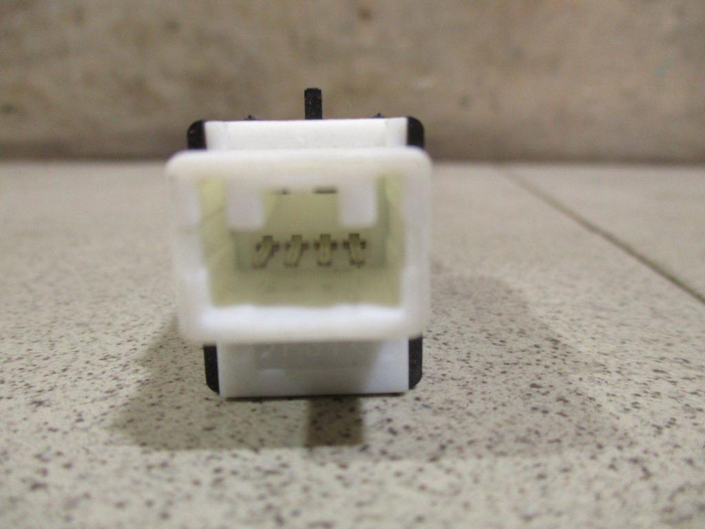 Кнопка освещения панели приборов, 1500 рублей, Пермь