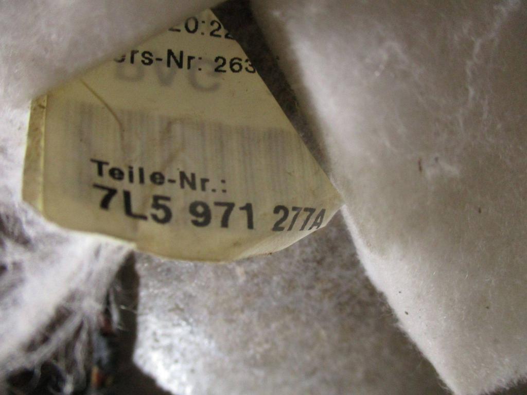 Обшивка двери багажника, 1000 рублей, Пермь