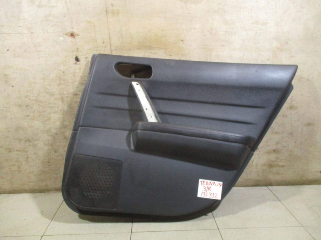 Обшивка двери задней правой, 1000 рублей, Пермь