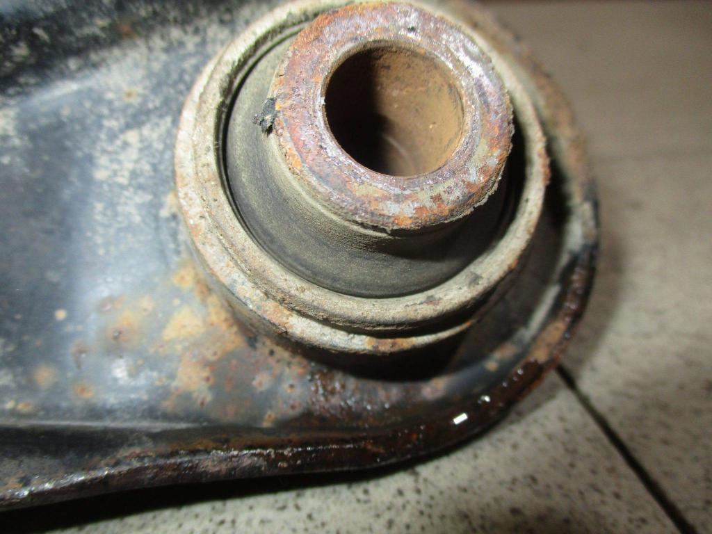 Тяга задняя поперечная, 1000 рублей, Пермь