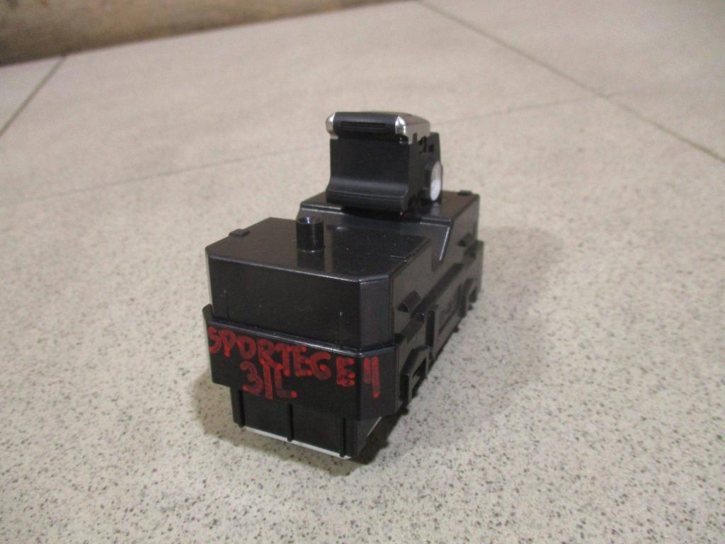 Кнопка стеклоподъемника, 1000 рублей, Пермь