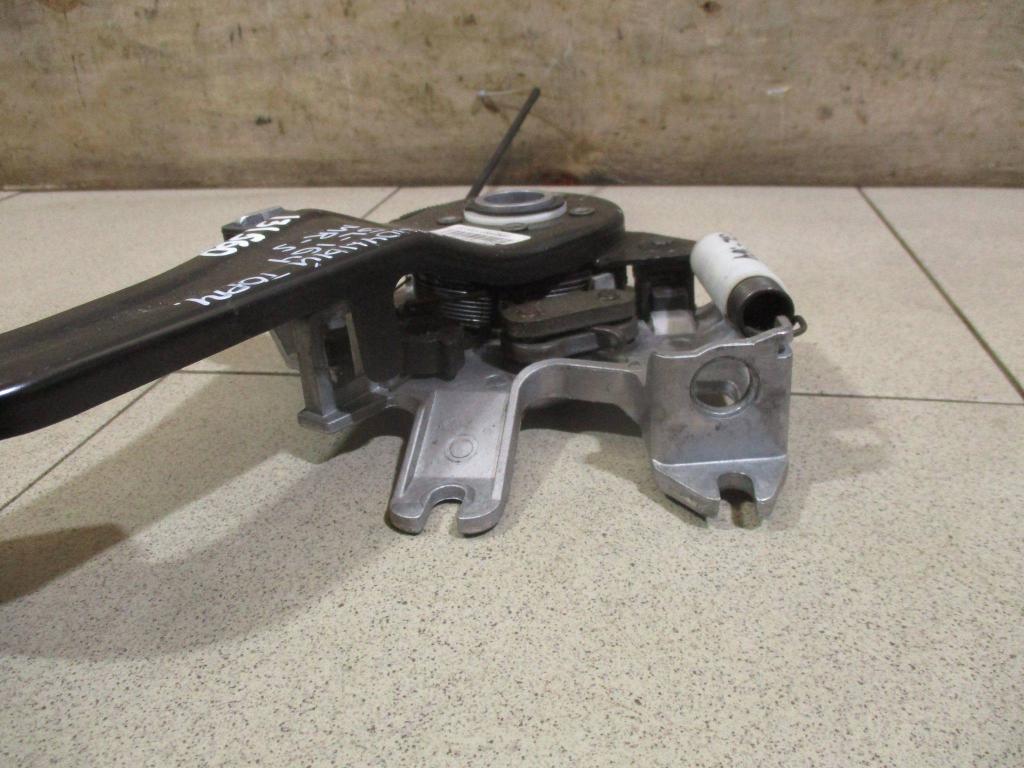 Педаль ручника, 2000 рублей, Пермь