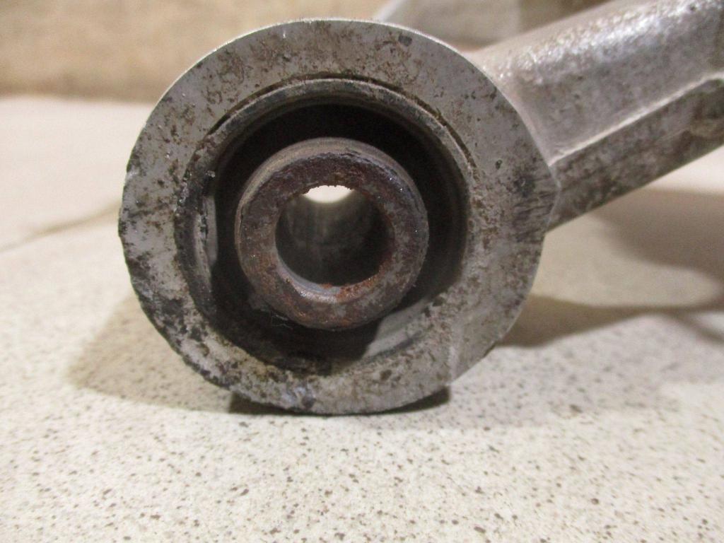 Рычаг задний верхний правый, 1500 рублей, Пермь