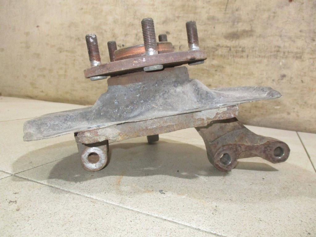 Кулак поворотный передний правый, 3000 рублей, Пермь