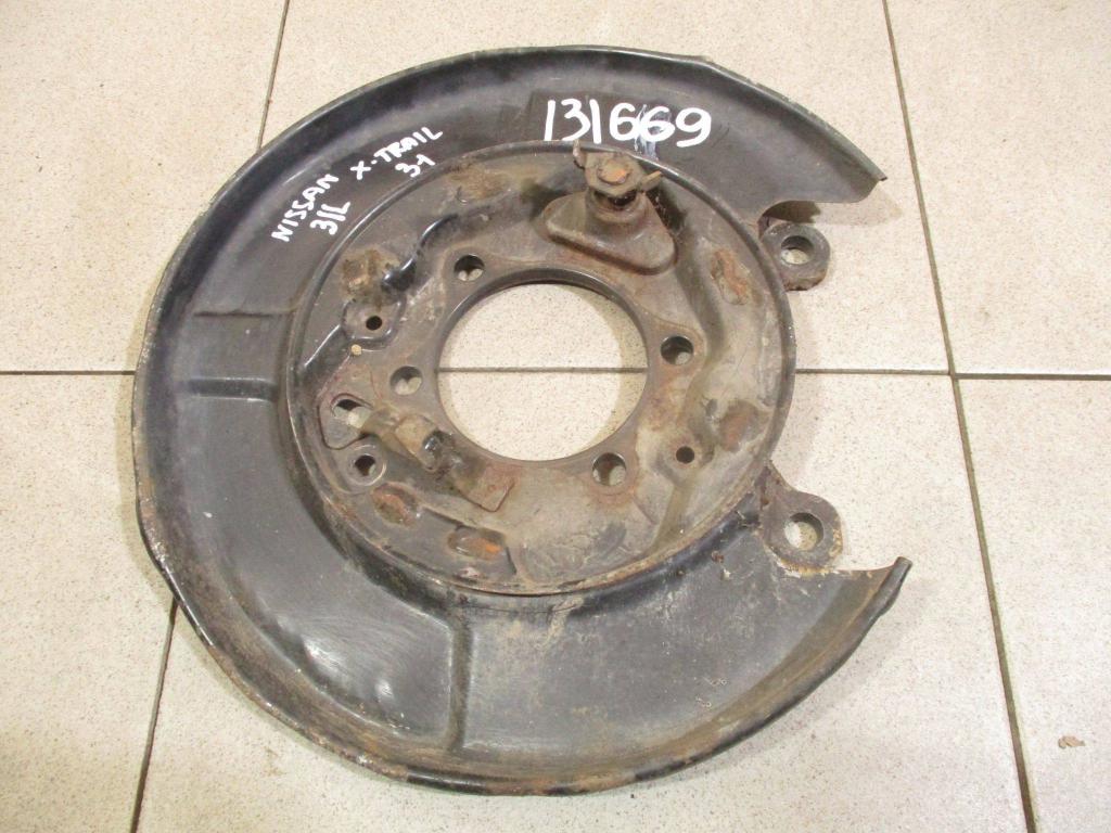 Щит опорный задний левый, 2500 рублей, Пермь