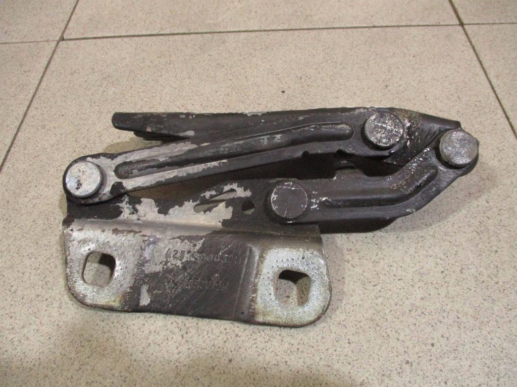 Петля капота левая, 1500 рублей, Пермь