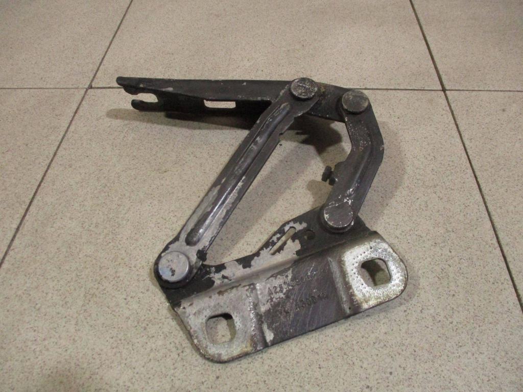 Петля капота левая, 1500 рублей, Пермь