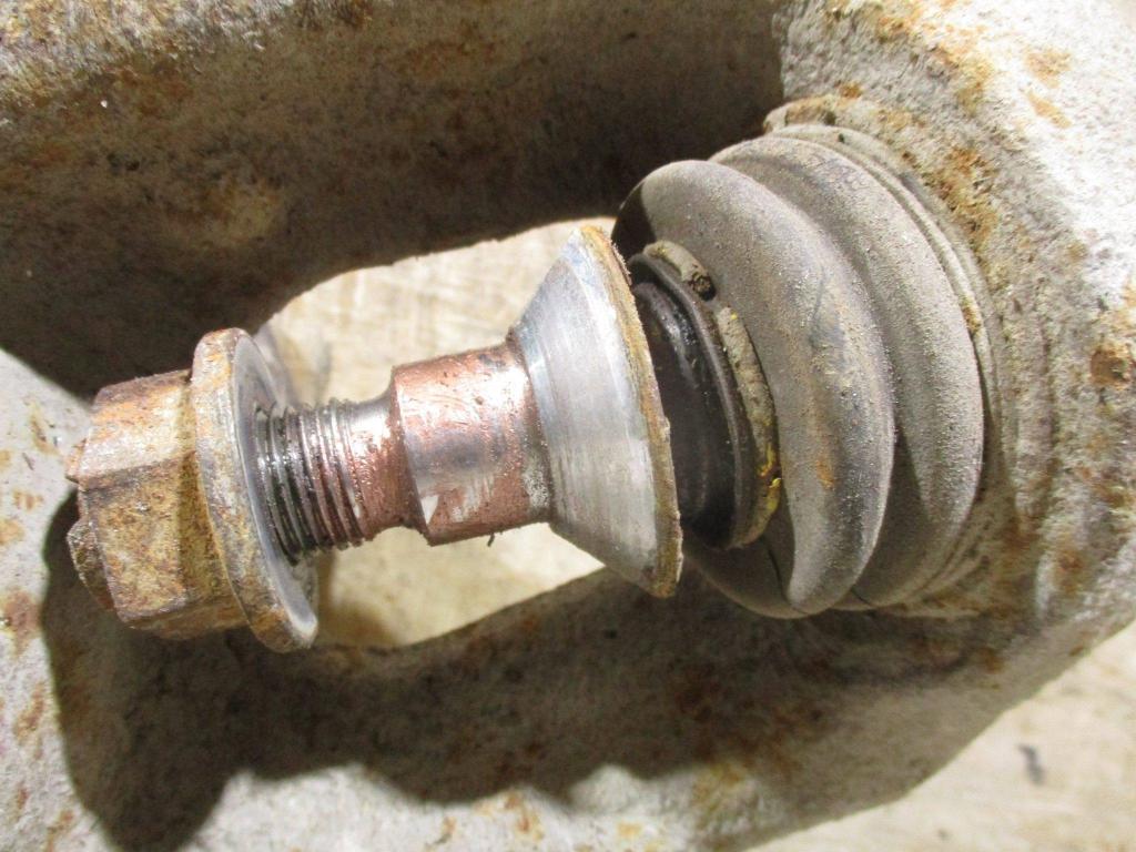 Кулак поворотный передний правый, 12000 рублей, Пермь