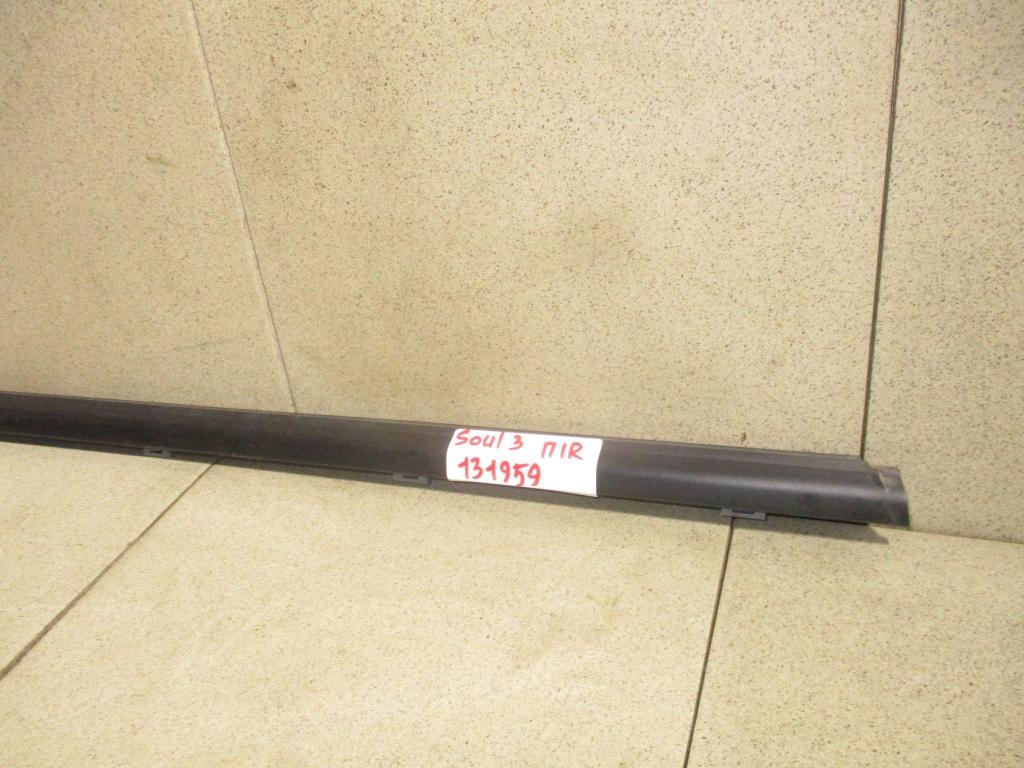 Накладка стекла переднего правого, 3000 рублей, Пермь