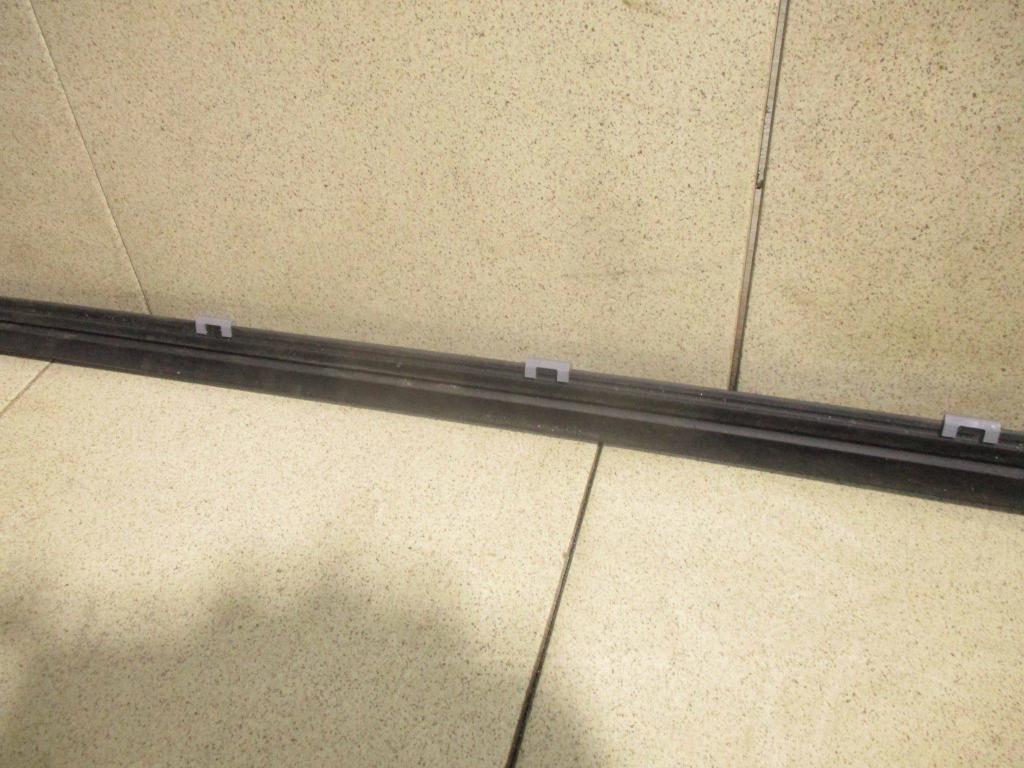 Накладка стекла переднего правого, 3000 рублей, Пермь