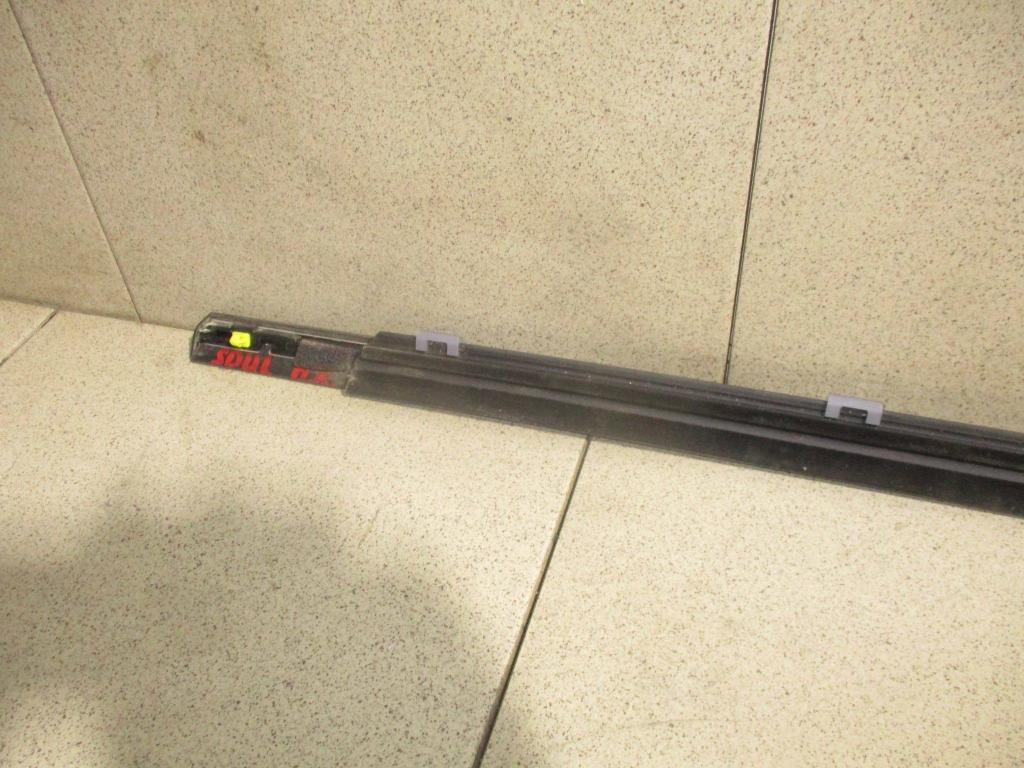 Накладка стекла переднего правого, 3000 рублей, Пермь