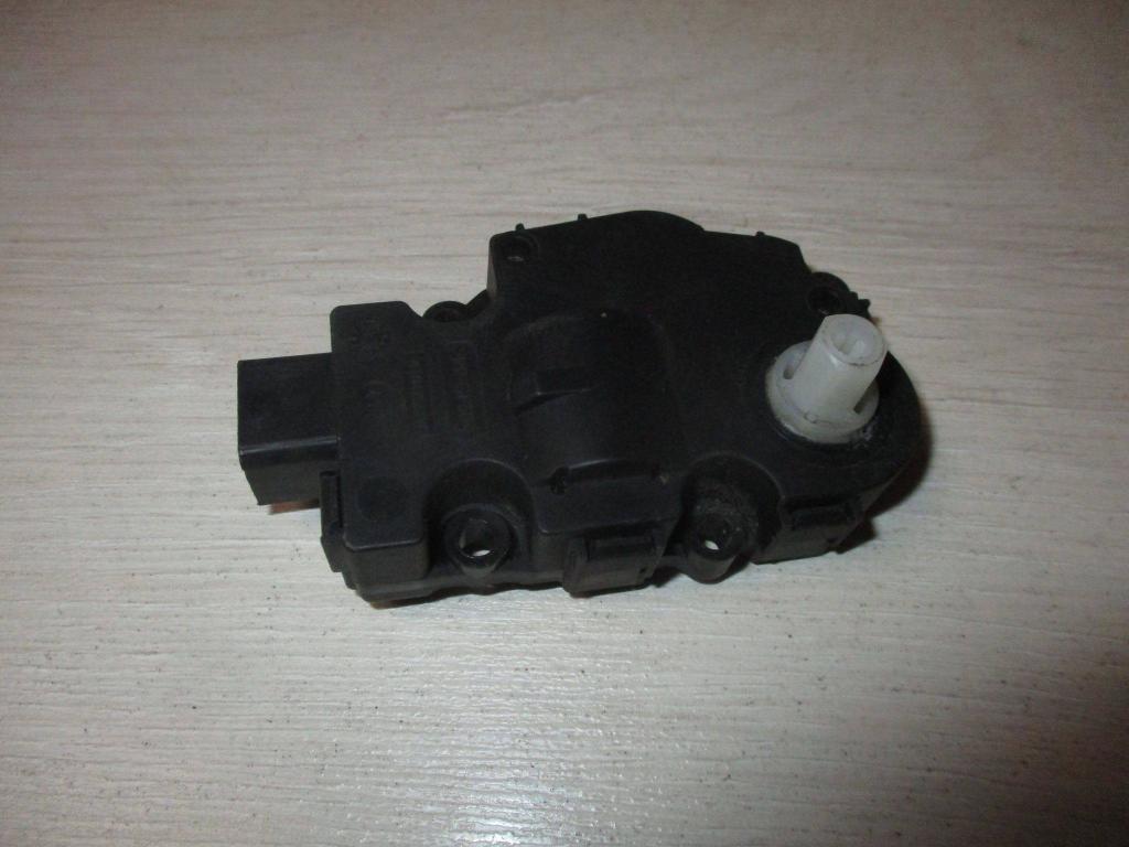 Моторчик заслонки печки, 1000 рублей, Пермь