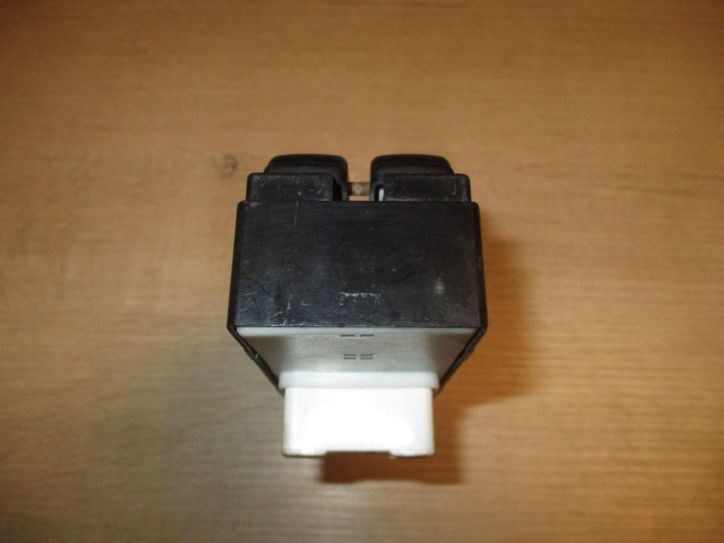 Блок управления стеклоподъемниками, 2000 рублей, Пермь