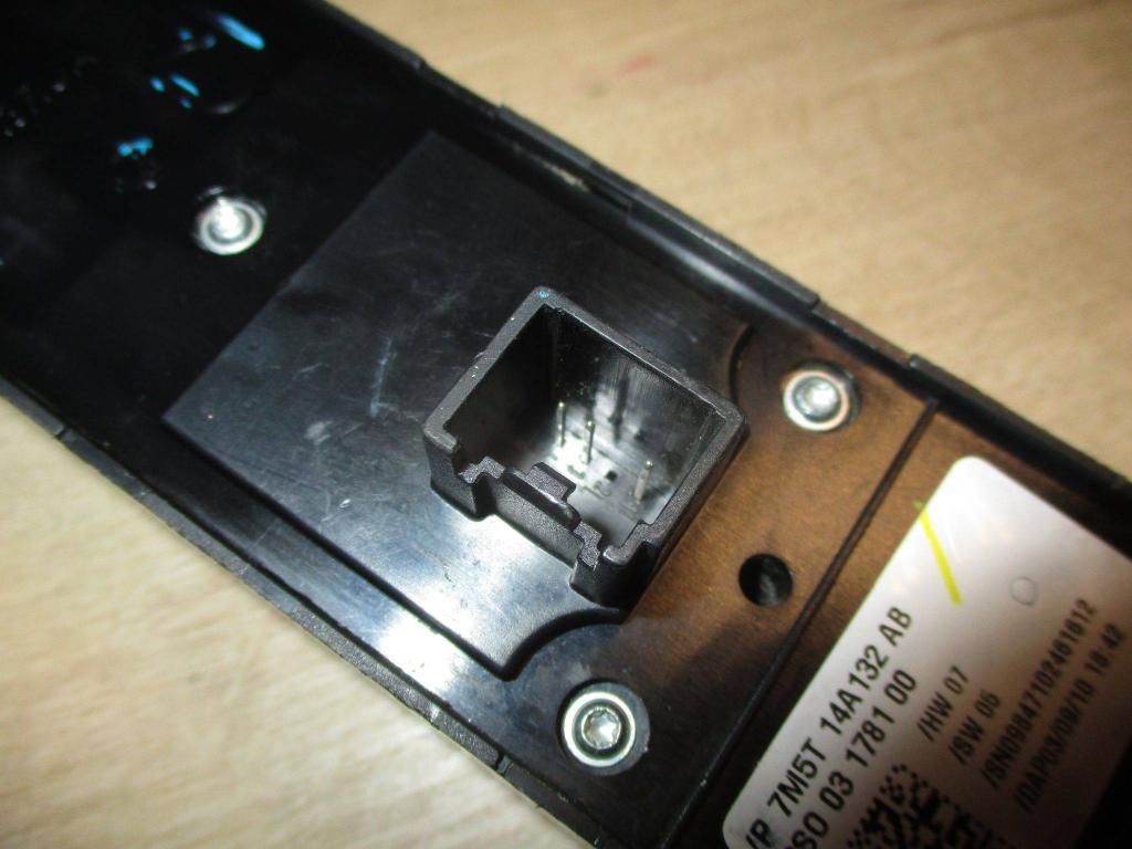 Блок управления стеклоподъемниками, 1500 рублей, Пермь