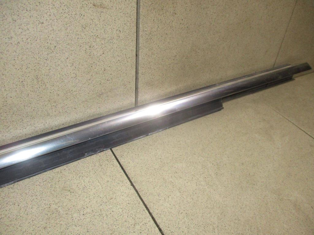 Накладка стекла переднего правого, 1000 рублей, Пермь