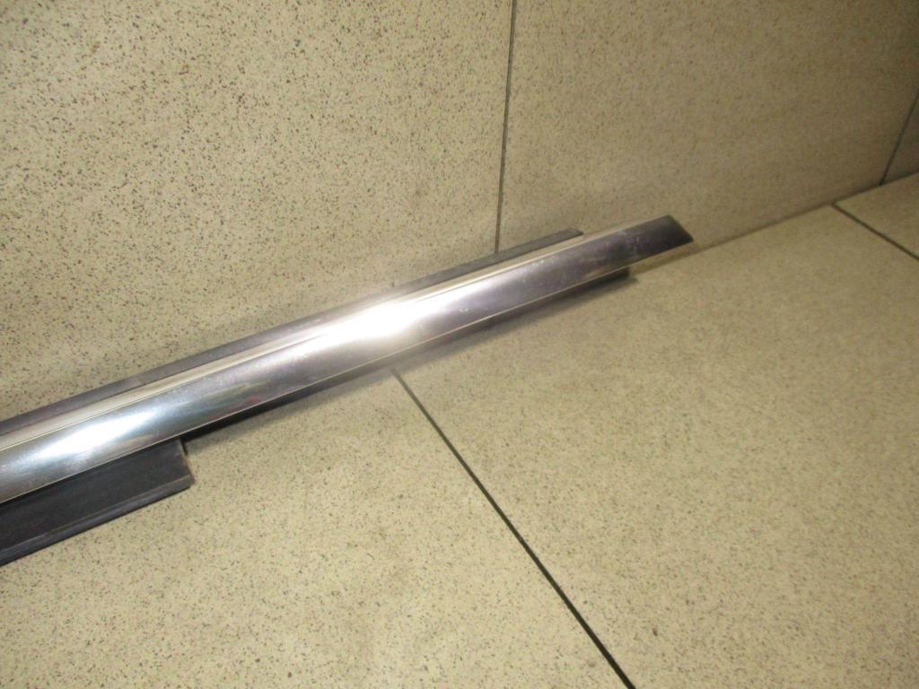 Накладка стекла переднего правого, 1000 рублей, Пермь