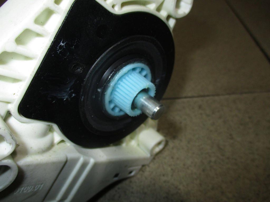 Моторчик стеклоподъемника, 1500 рублей, Пермь