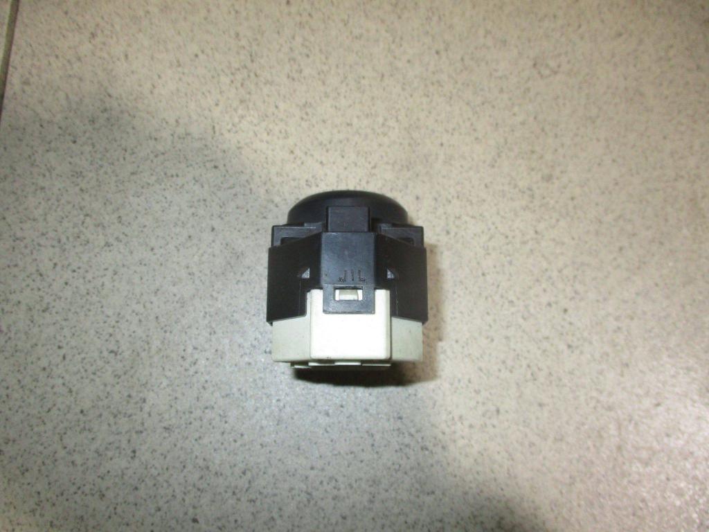 Переключатель регулировки зеркала, 1000 рублей, Пермь