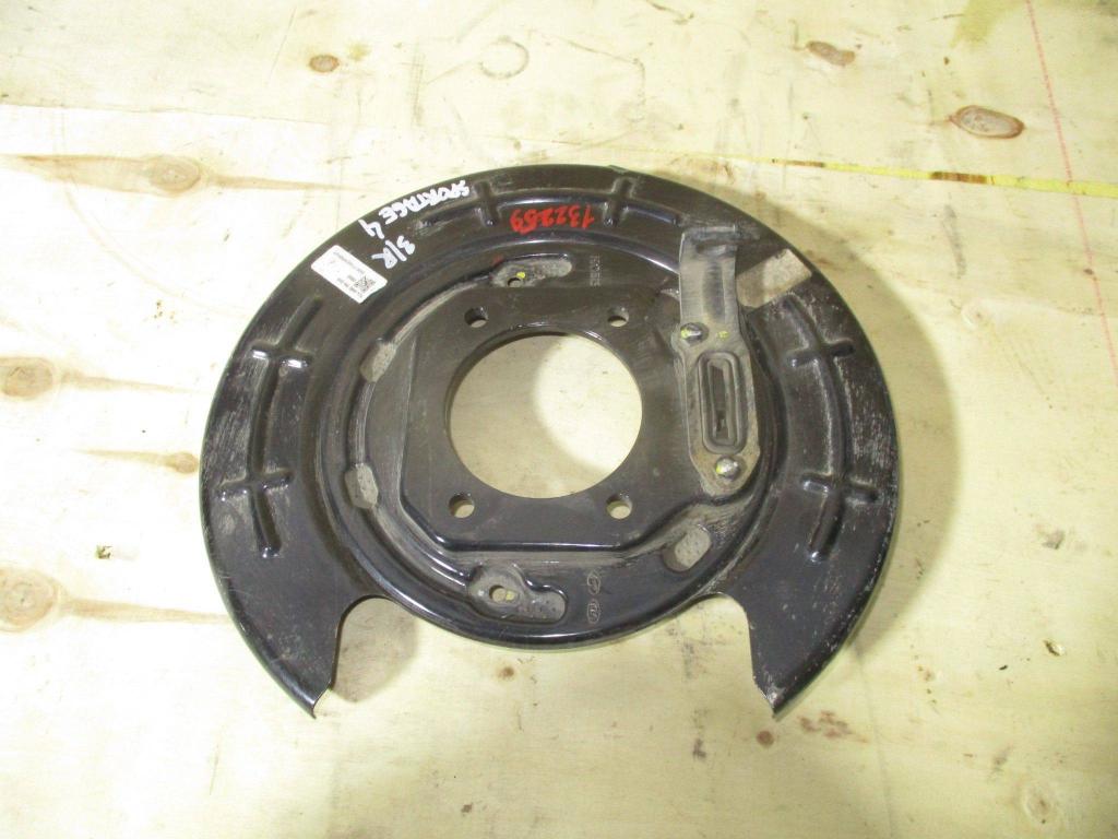 Щит опорный задний правый, 4000 рублей, Пермь