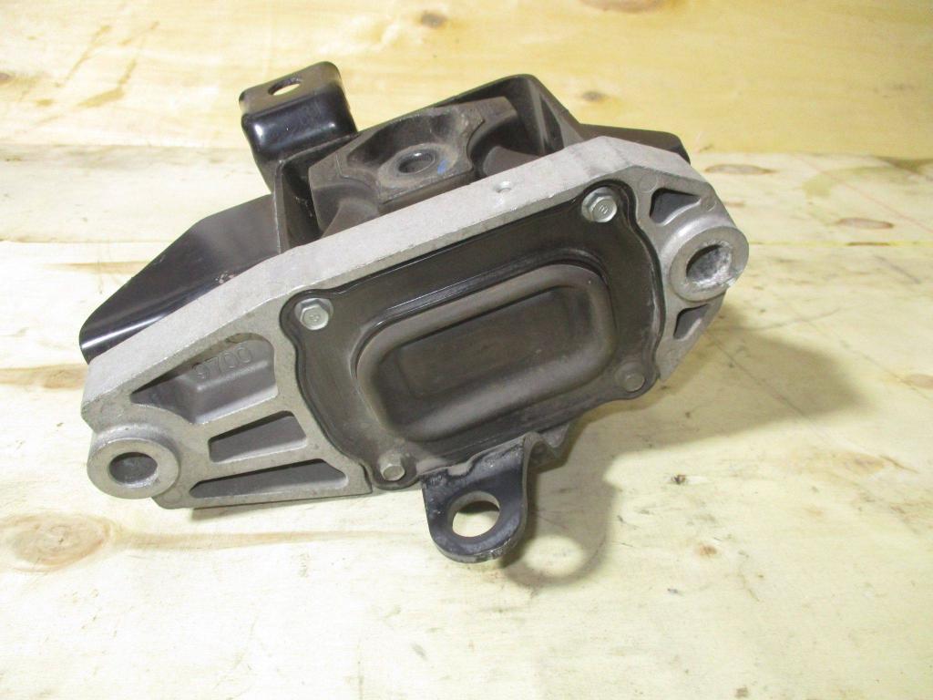 Опора двигателя левая, 12000 рублей, Пермь