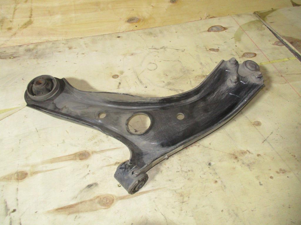 Рычаг передний правый, 7000 рублей, Пермь