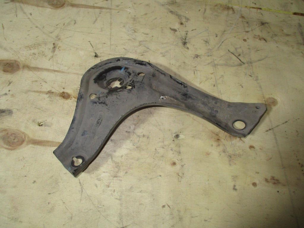 Кронштейн подрамника, 1500 рублей, Пермь