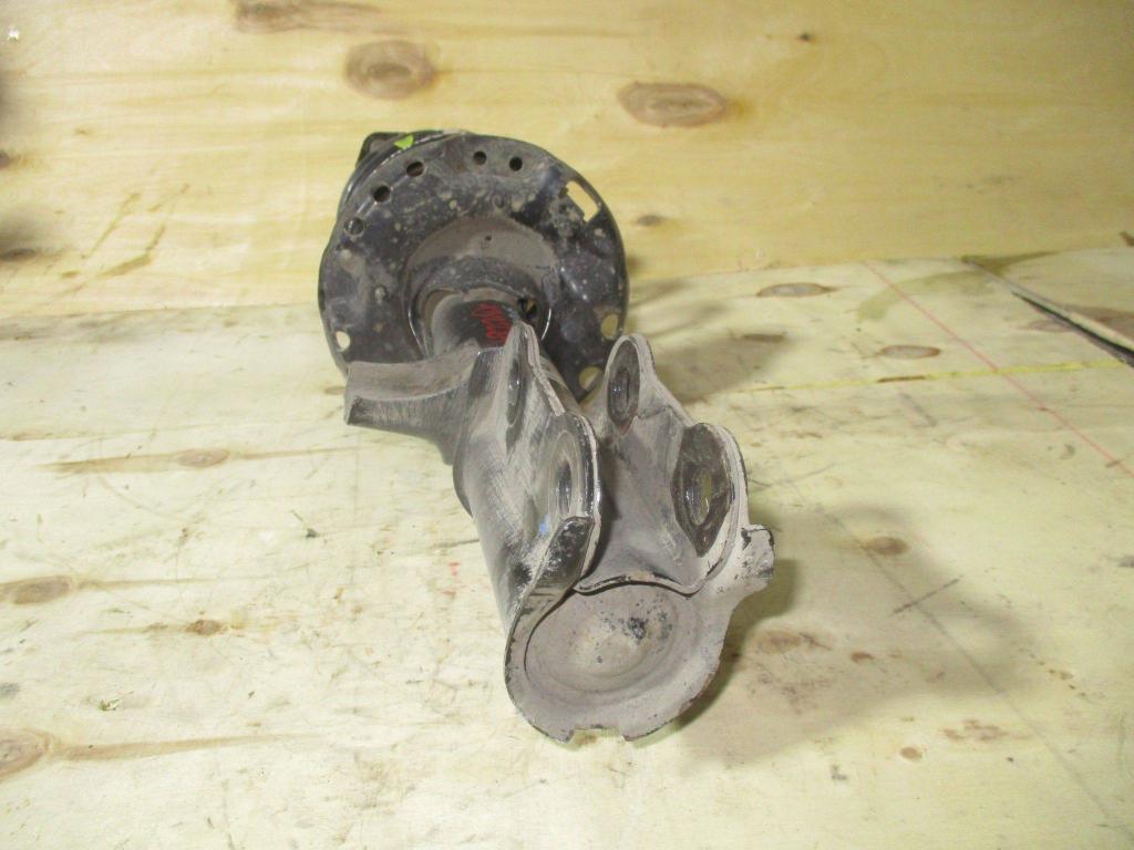 Амортизатор передний левый, 10000 рублей, Пермь