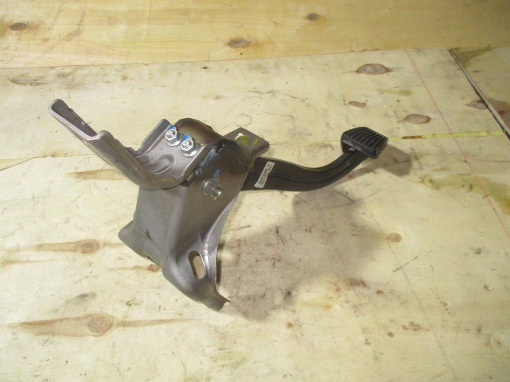 Педаль тормоза, 1500 рублей, Пермь