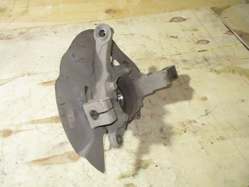 Кулак поворотный передний левый, 12000 рублей, Пермь