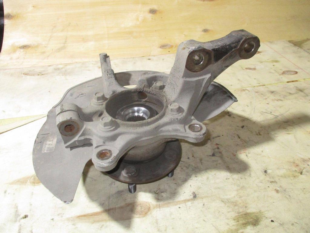 Кулак поворотный передний левый, 12000 рублей, Пермь