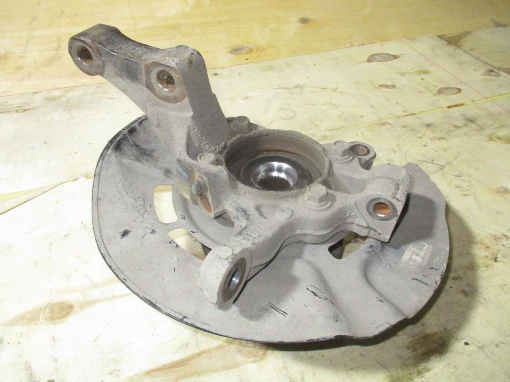 Кулак поворотный передний левый, 12000 рублей, Пермь