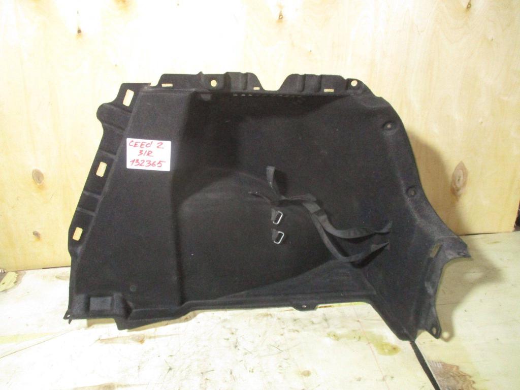 Обшивка багажника, 2000 рублей, Пермь