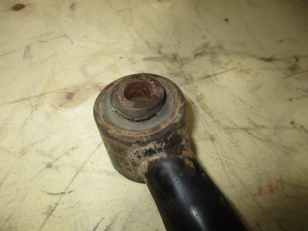 Тяга регулировки развала, 2000 рублей, Пермь