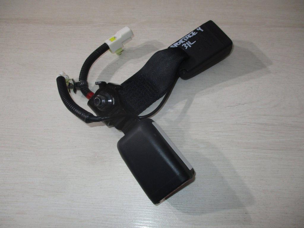 Ответная часть ремня безопасности, 2500 рублей, Пермь