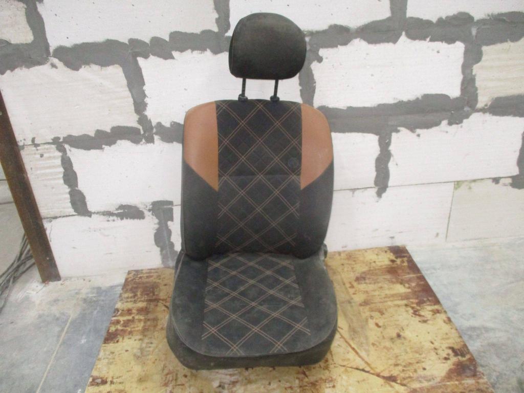 Сиденье переднее правое, 7000 рублей, Пермь