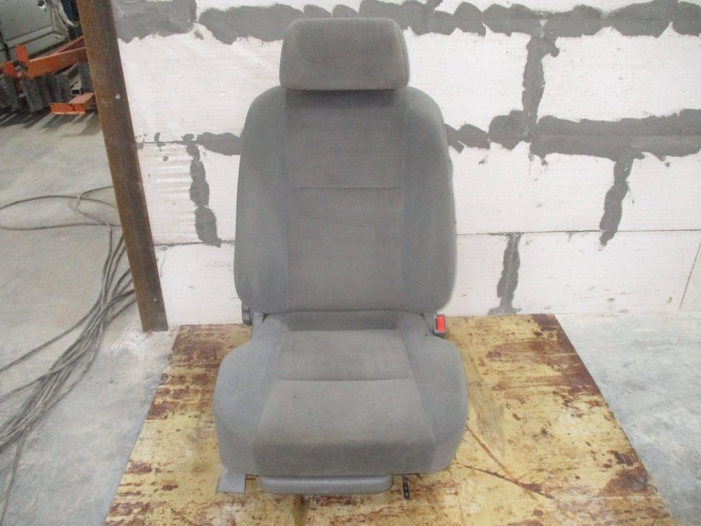 Сиденье переднее правое, 3500 рублей, Пермь