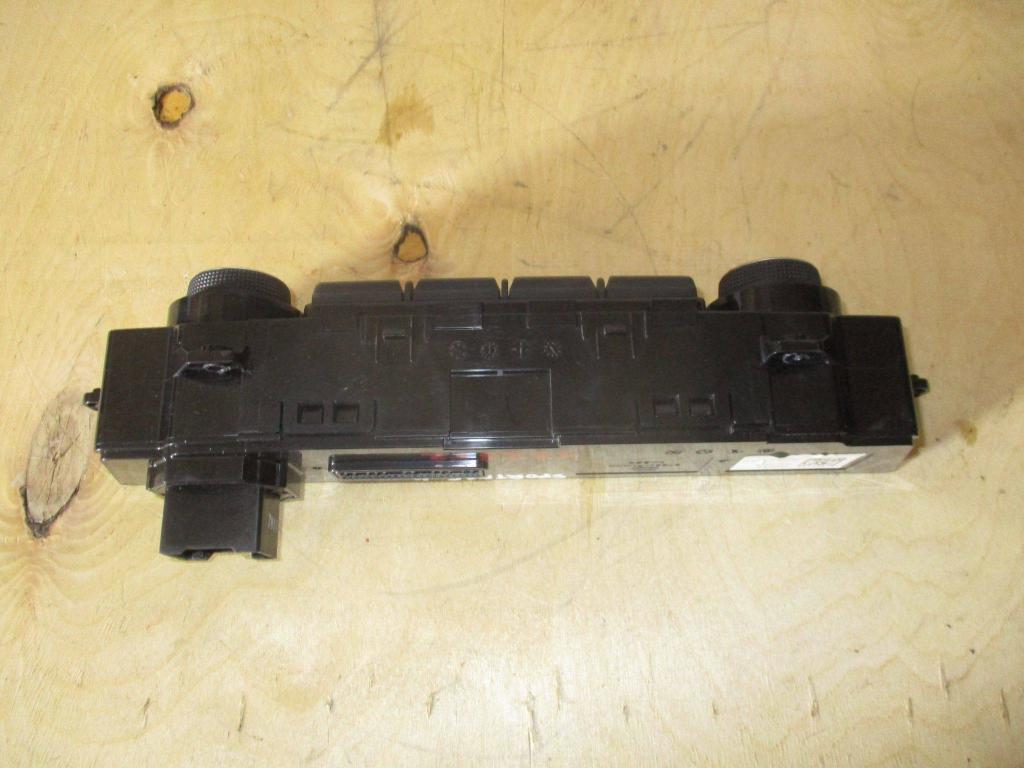 Блок управления климатической установкой, 4500 рублей, Пермь