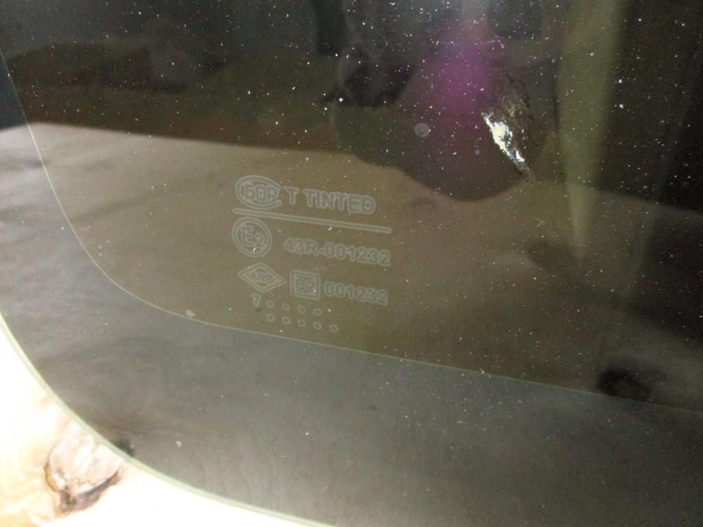 Стекло кузовное глухое левое, 3000 рублей, Пермь