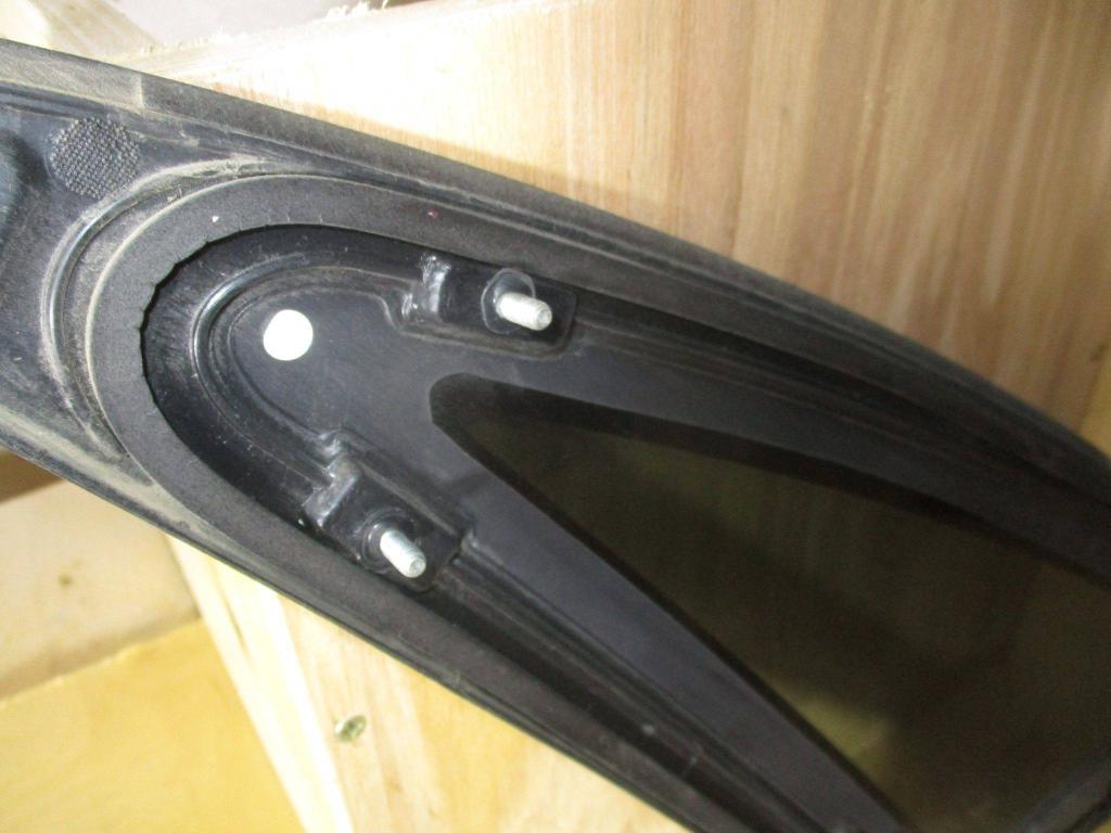 Стекло кузовное глухое правое, 500 рублей, Пермь