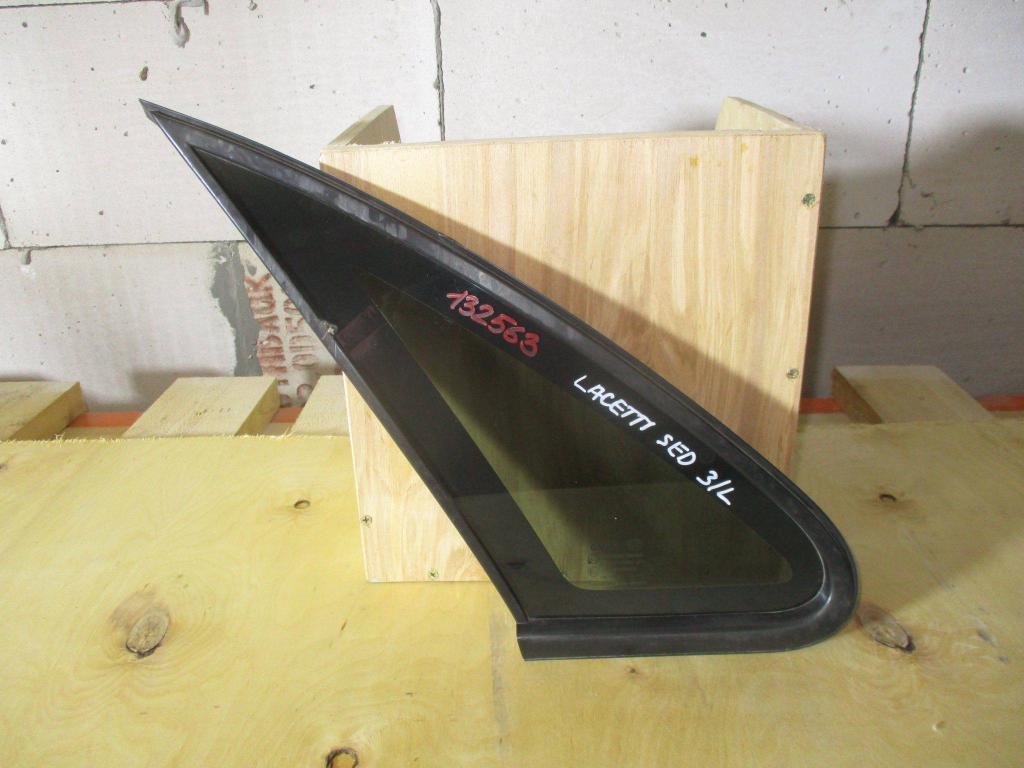 Стекло кузовное глухое левое, 500 рублей, Пермь